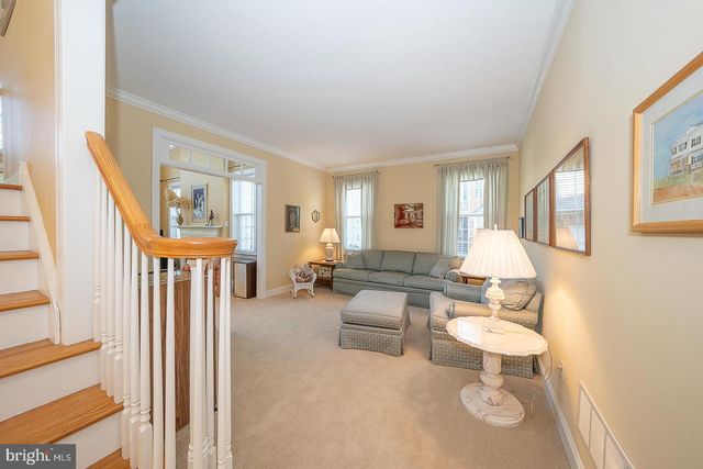 12 SHADY BROOK LN, Malvern, PA 19355