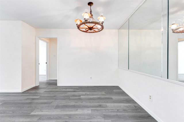 9700 Leawood Boulevard 201, Houston, TX 77099