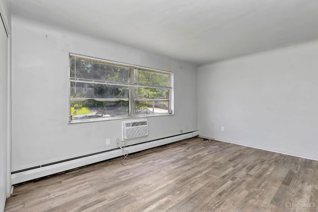 6431 Hammel Avenue, Golf Manor, OH 45237