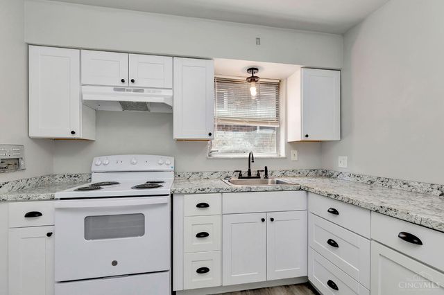 6431 Hammel Avenue, Golf Manor, OH 45237