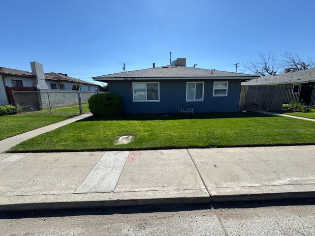 3236 E Clinton Avenue, Fresno, CA 93703