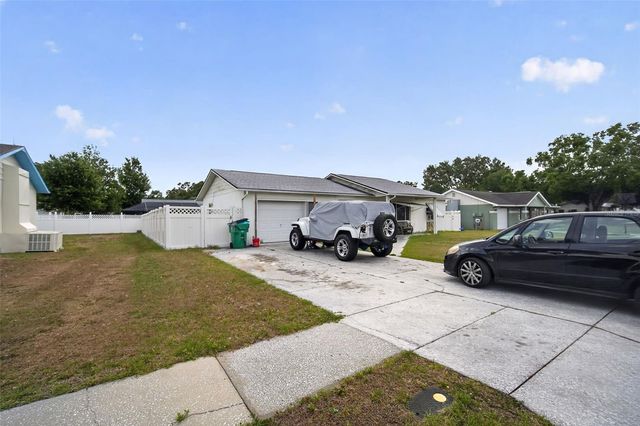 7322 LANDOVER DRIVE, Zephyrhills, FL 33540