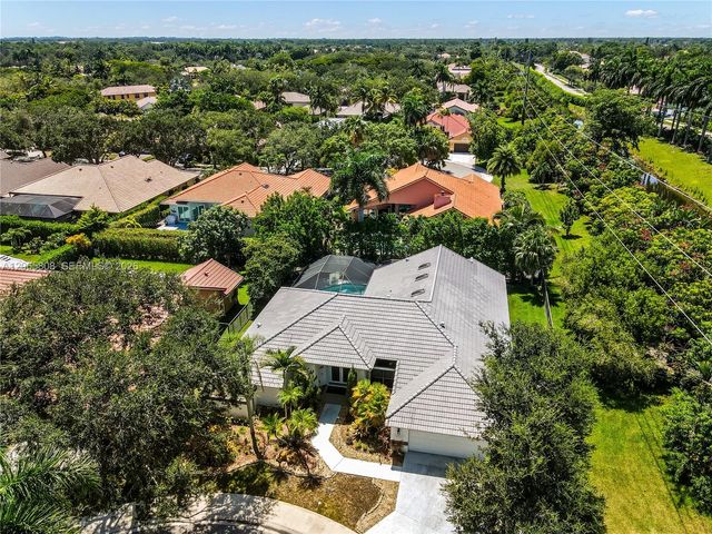 1097 Smoke Tree Court, Weston, FL 33326