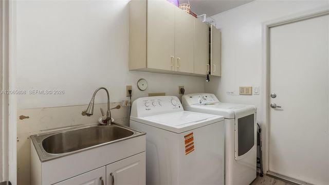 1097 Smoke Tree Court, Weston, FL 33326