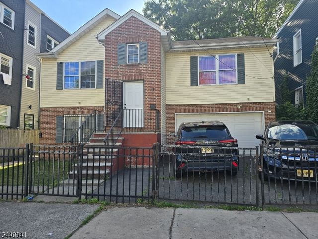 43 Brookdale Ave, Newark City, NJ 07106