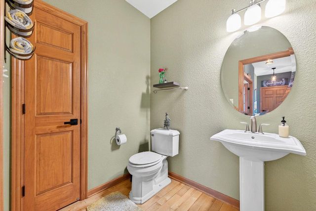 N72W24549 Swanson COURT, Sussex, WI 53089