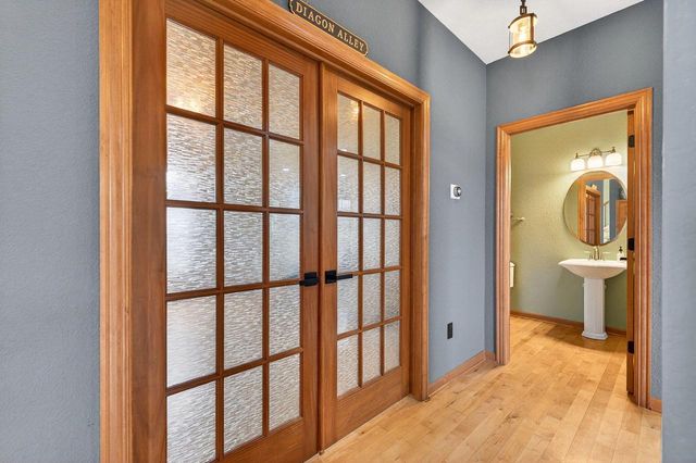 N72W24549 Swanson COURT, Sussex, WI 53089