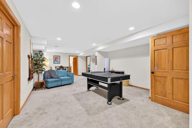 N72W24549 Swanson COURT, Sussex, WI 53089