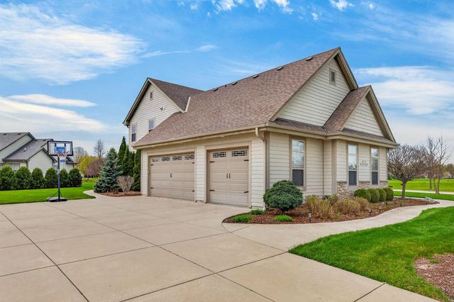 N72W24549 Swanson COURT, Sussex, WI 53089