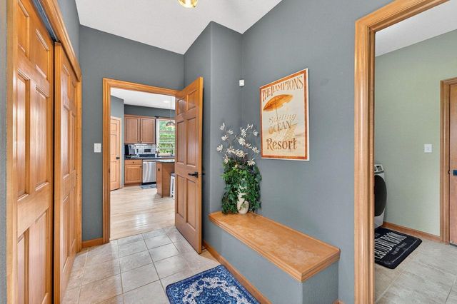N72W24549 Swanson COURT, Sussex, WI 53089