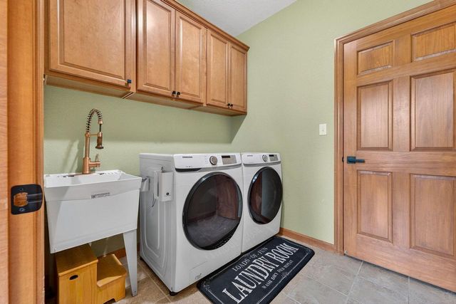 N72W24549 Swanson COURT, Sussex, WI 53089
