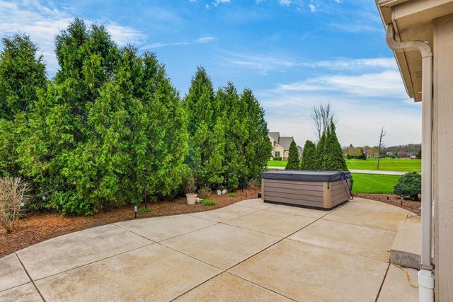 N72W24549 Swanson COURT, Sussex, WI 53089