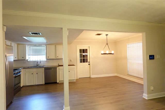 11115 Burningbush Lane, Houston, TX 77016