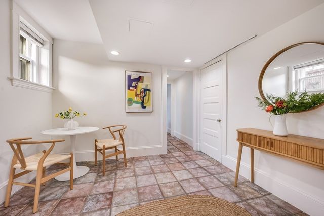 1 Dana Street 1, Cambridge, MA 02138