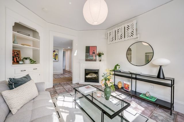 1 Dana Street 1, Cambridge, MA 02138