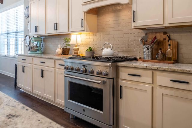 5565 HAYES CREST CIR W, Arlington, TN 38002