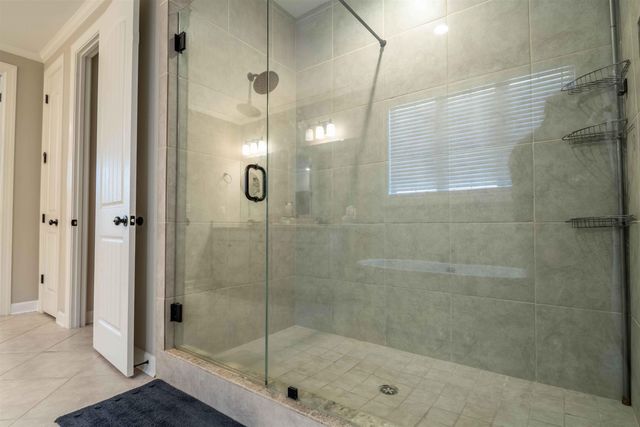 5565 HAYES CREST CIR W, Arlington, TN 38002