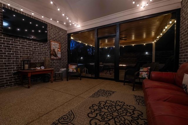 5565 HAYES CREST CIR W, Arlington, TN 38002