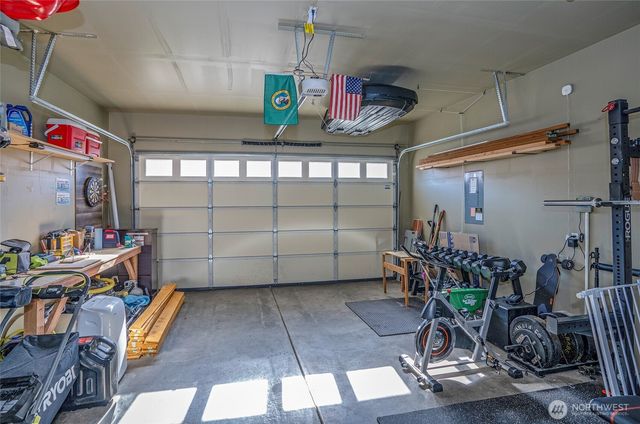 8129 152nd Street Ct E, Puyallup, WA 98375