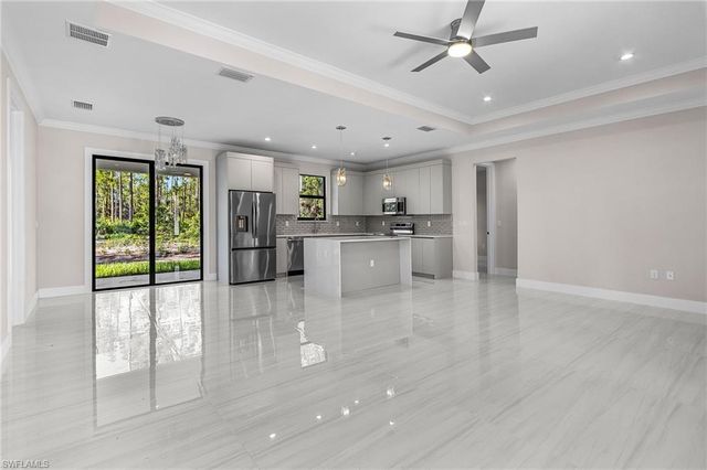 3308 34th AVE SE, Naples, FL 34117