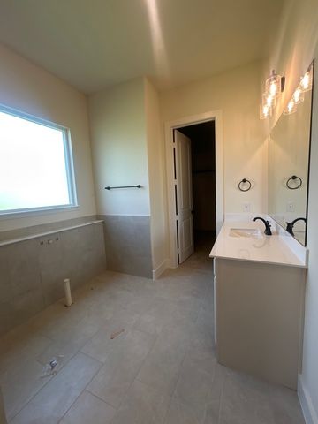 1004 Perrin Lane, Van Alstyne, TX 75495
