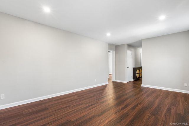 320 S Broadway R5, Tarrytown, NY 10591