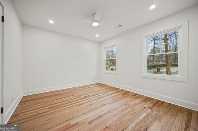 2433 Helmsdale NE, Atlanta, GA 30345