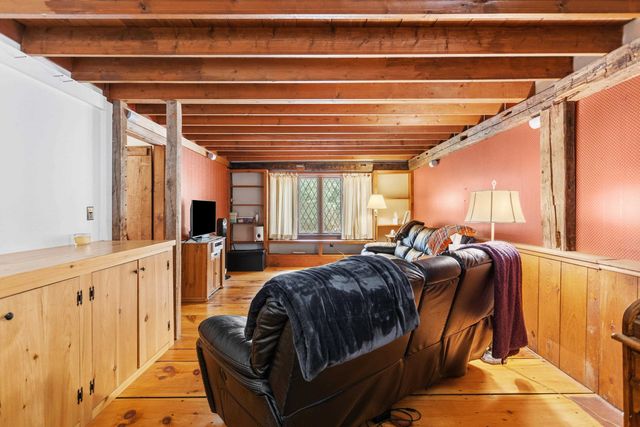 73 Clark Mill Road, Weare, NH 03281