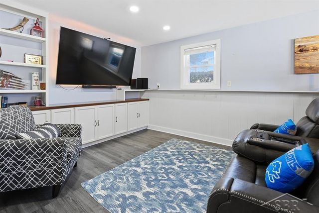 2258 S Nine Mile Road, Beaver Twp, MI 48631