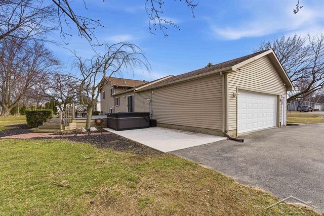 2258 S Nine Mile Road, Beaver Twp, MI 48631