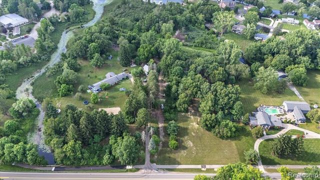 00000 Drahner, Oxford, MI 48371