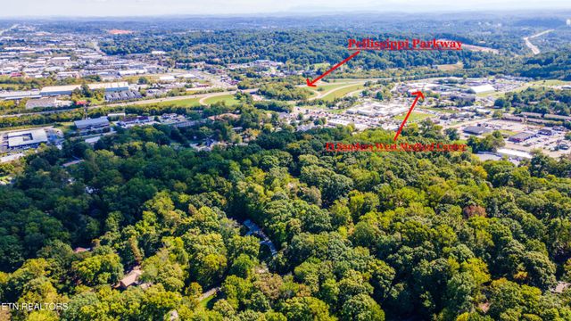 10468 Laura Lee Lane, Knoxville, TN 37922