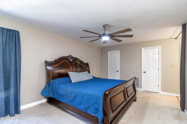 10468 Laura Lee Lane, Knoxville, TN 37922