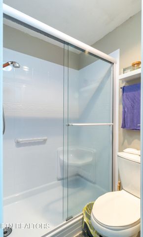 10468 Laura Lee Lane, Knoxville, TN 37922