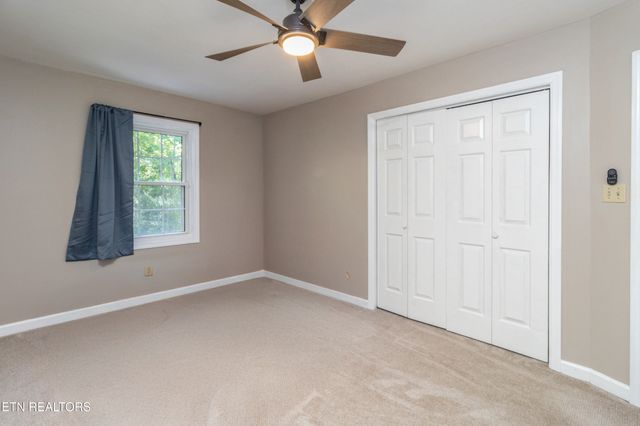 10468 Laura Lee Lane, Knoxville, TN 37922