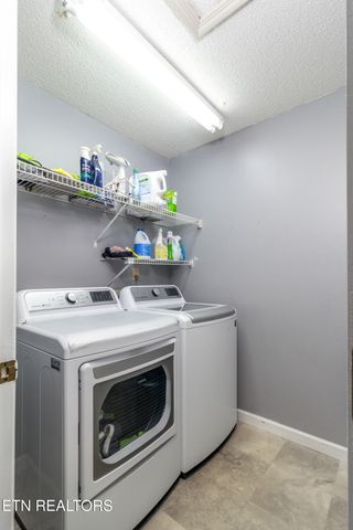 10468 Laura Lee Lane, Knoxville, TN 37922