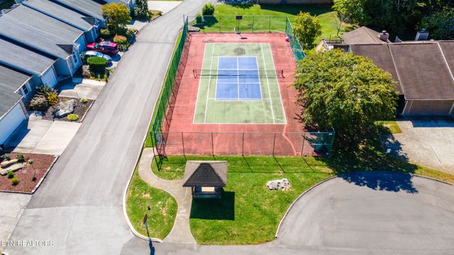 10468 Laura Lee Lane, Knoxville, TN 37922