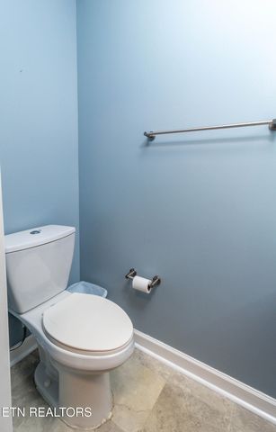 10468 Laura Lee Lane, Knoxville, TN 37922