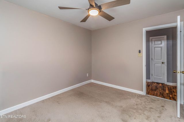 10468 Laura Lee Lane, Knoxville, TN 37922