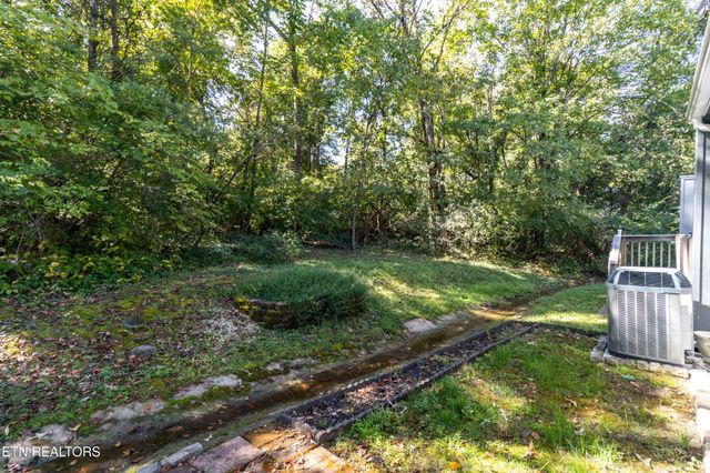 10468 Laura Lee Lane, Knoxville, TN 37922