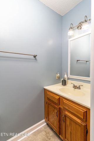 10468 Laura Lee Lane, Knoxville, TN 37922