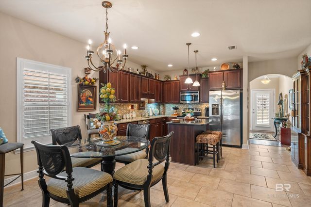 4268 Birkdale Street, Gulf Shores, AL 36542