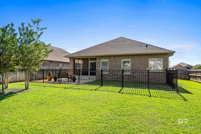 4268 Birkdale Street, Gulf Shores, AL 36542