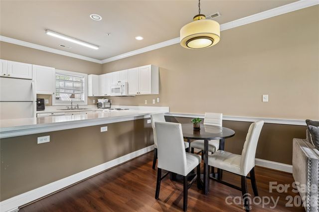 8923 Meadow Vista Road, Charlotte, NC 28213