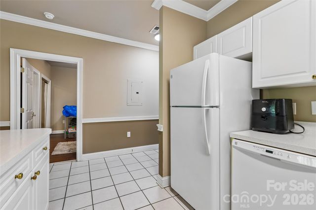 8923 Meadow Vista Road, Charlotte, NC 28213