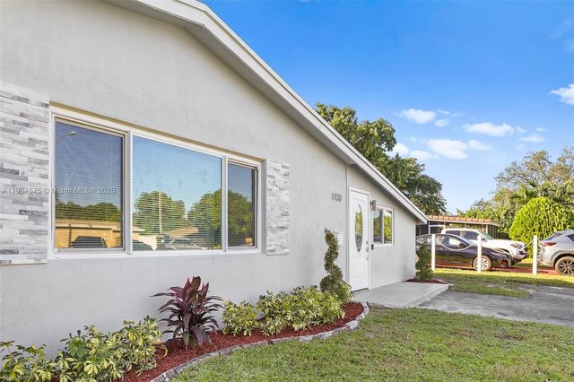 1430 N 65th Ave, Hollywood, FL 33024