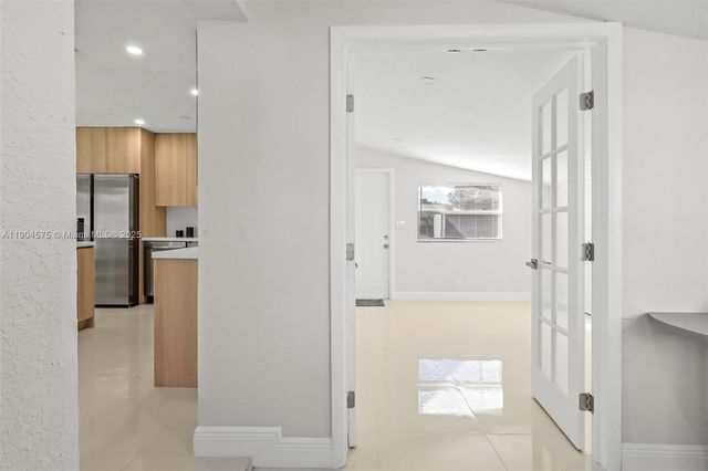 1430 N 65th Ave, Hollywood, FL 33024