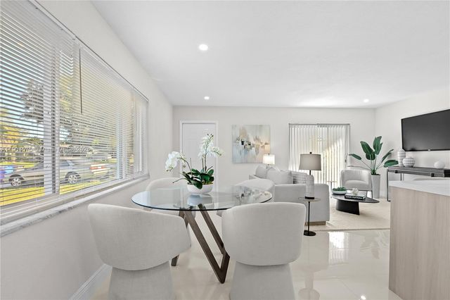 1430 N 65th Ave, Hollywood, FL 33024