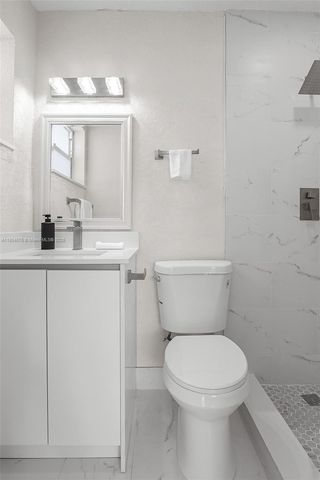 1430 N 65th Ave, Hollywood, FL 33024