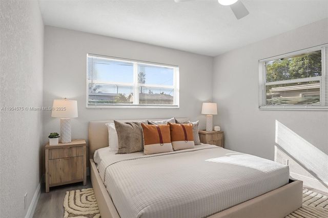 1430 N 65th Ave, Hollywood, FL 33024